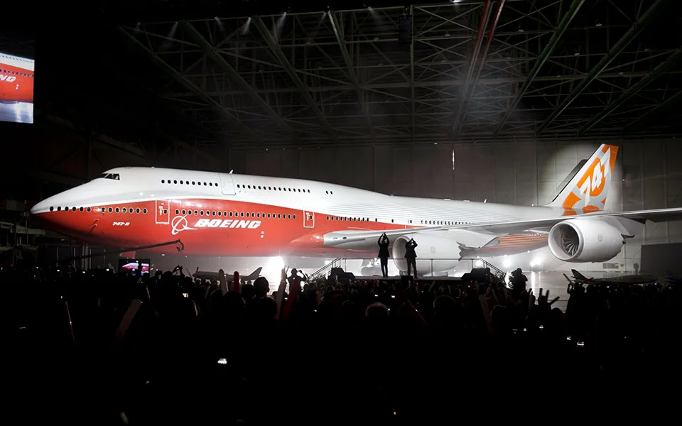 Boeing 747 hump