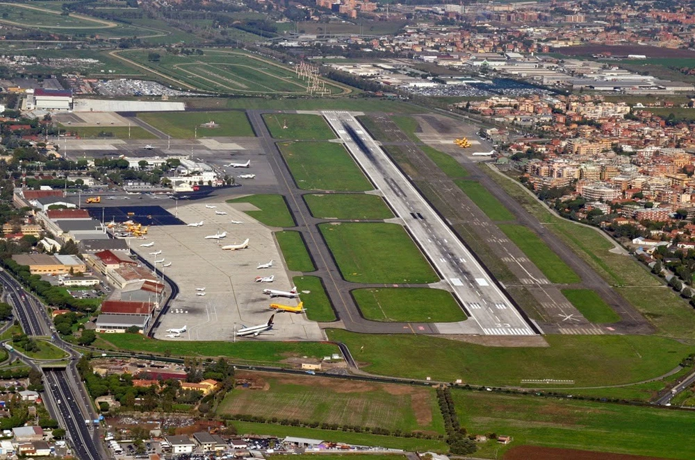 Top 10 Oldest Airports